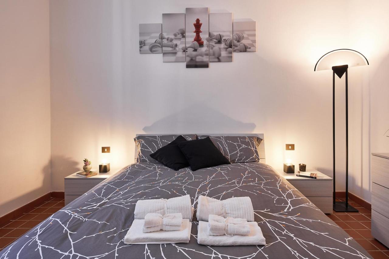 ✦ Garden House In Centro - Free Parking ✦ Lejlighed Livorno Eksteriør billede
